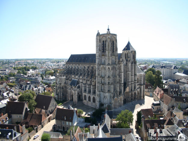 Ville de Bourges bourges-tourisme.com