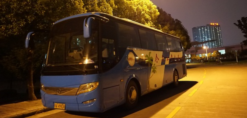 bus de nuit tours